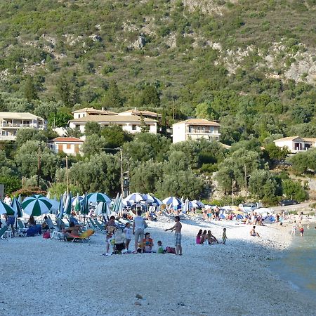 Ilianthos Apartments & Studios Mikros Gialos Luaran gambar