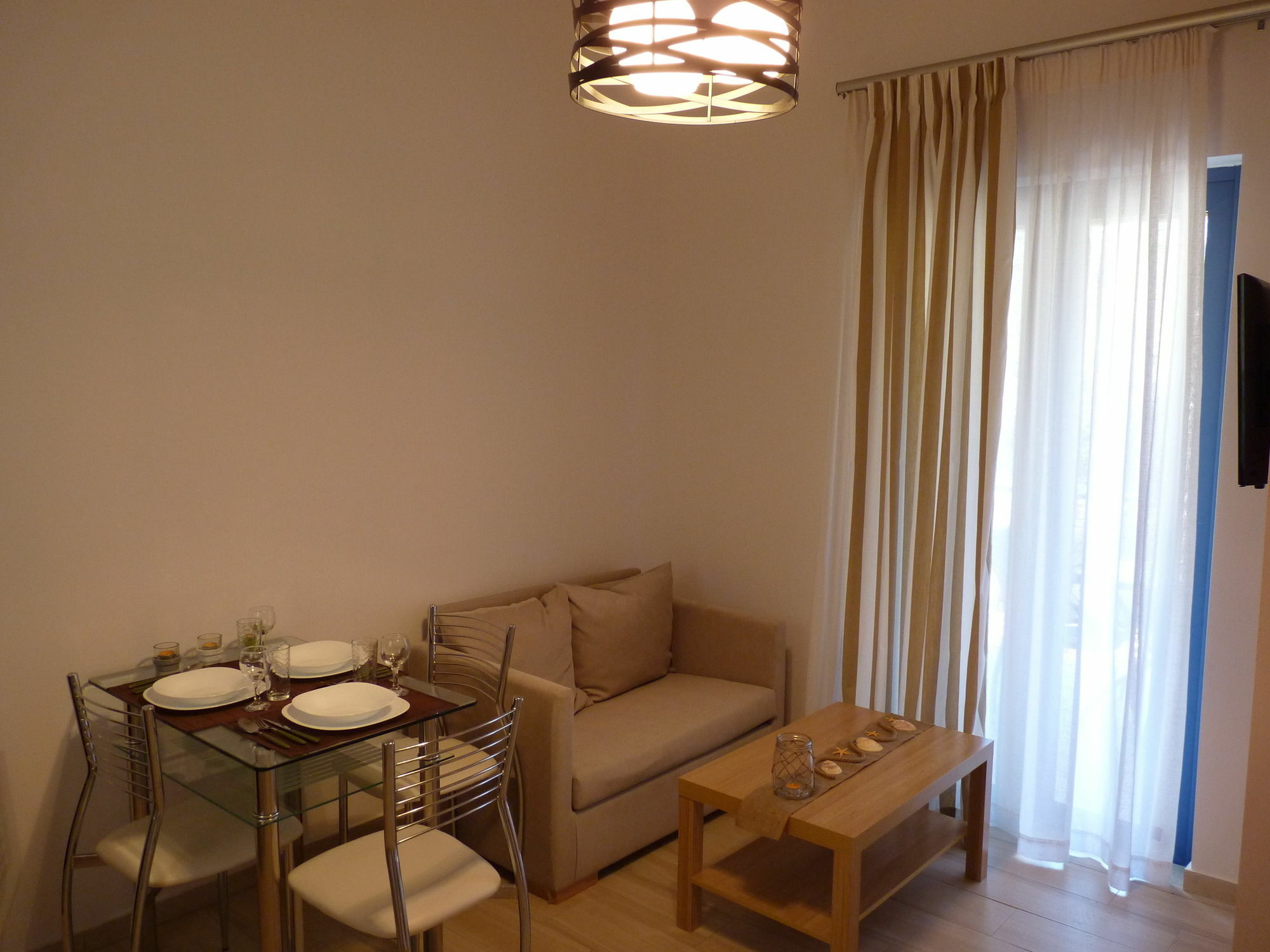 Ilianthos Apartments & Studios Mikros Gialos Luaran gambar
