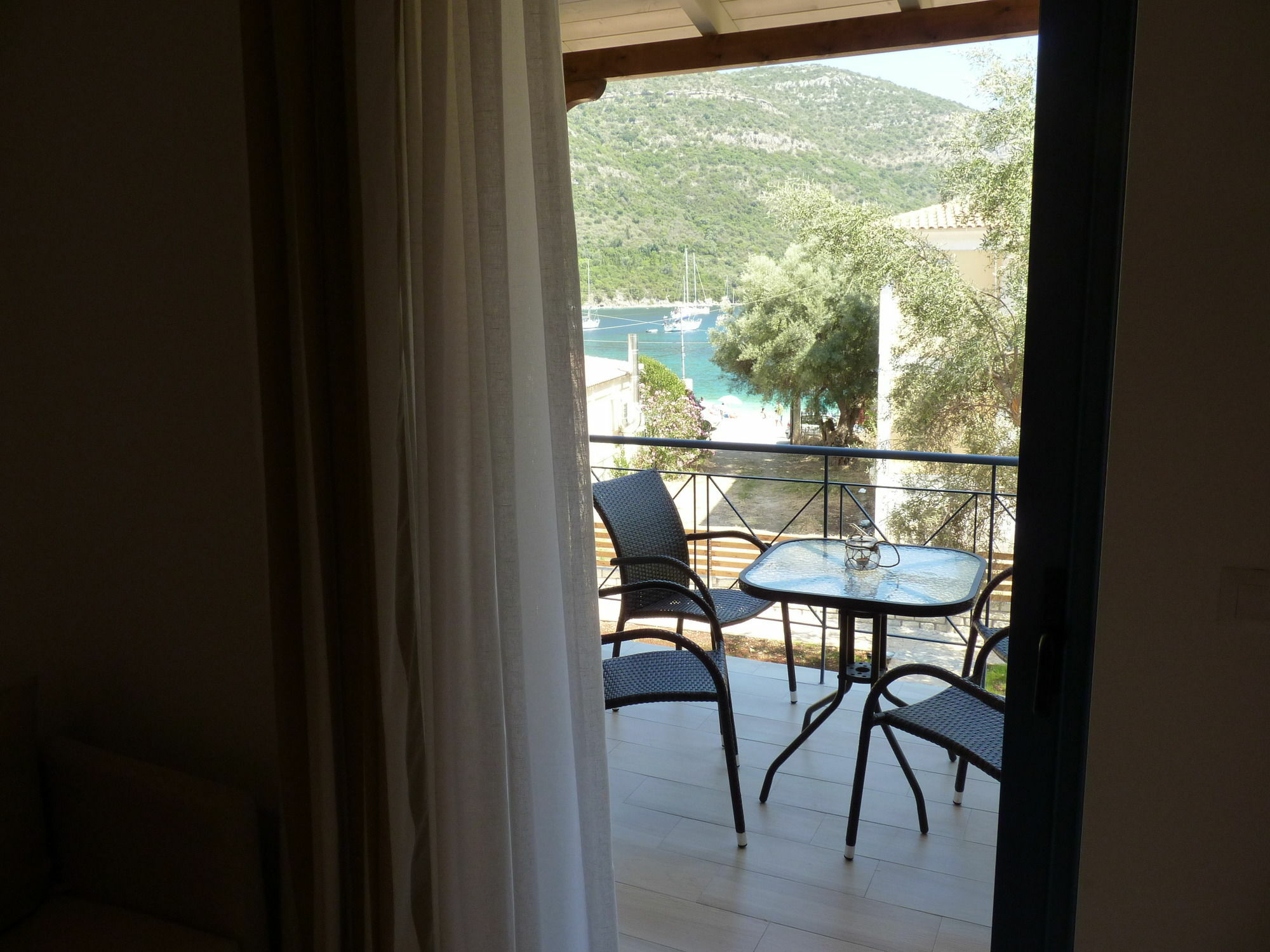 Ilianthos Apartments & Studios Mikros Gialos Luaran gambar